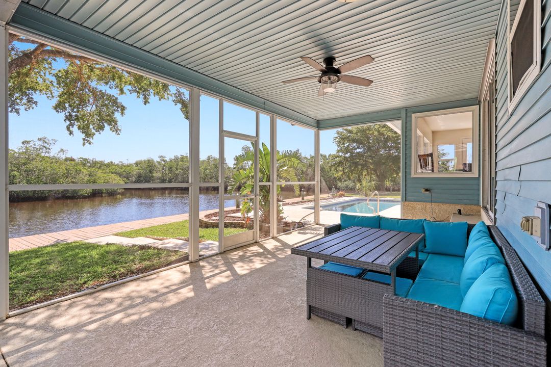 422 Seaworthy Rd, North Fort Myers, FL 33903