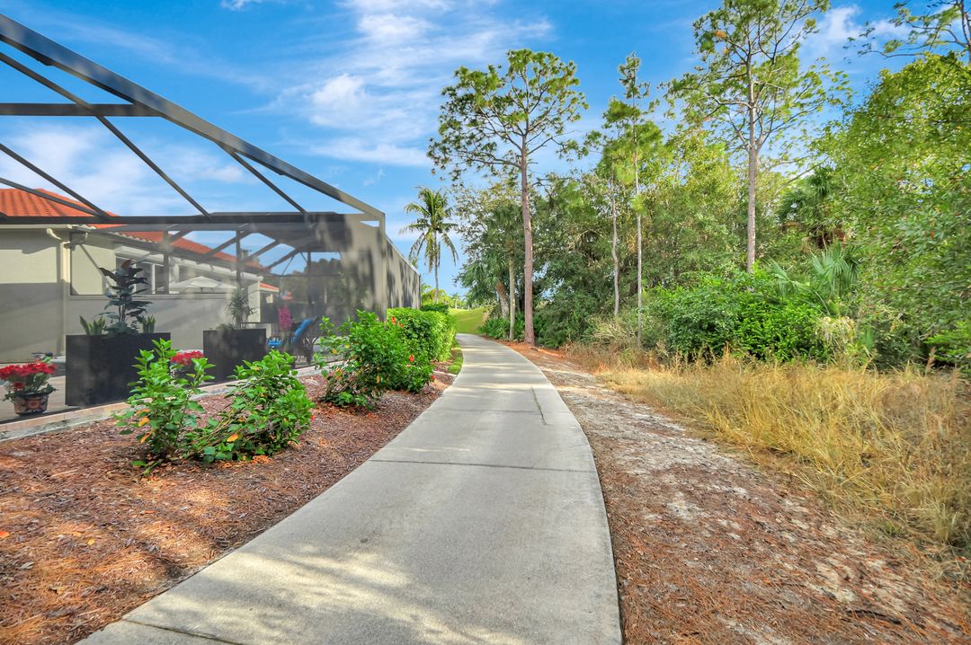 1282 Via Portofino, Naples, FL 34108