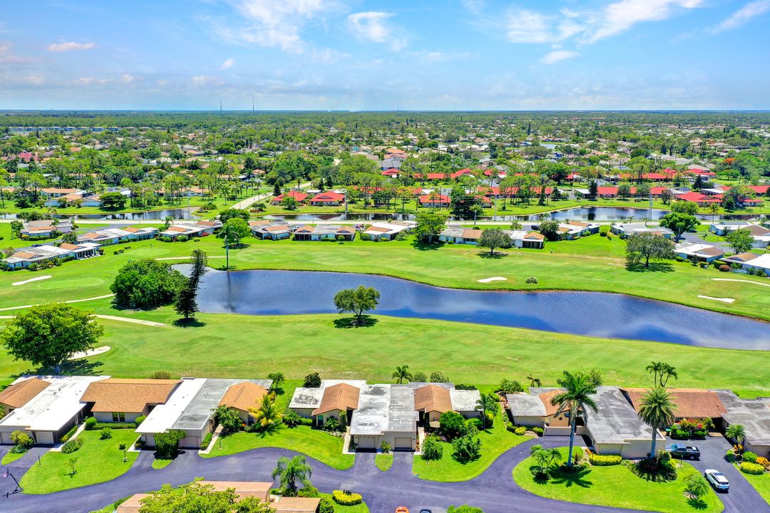 4175 Lakewood Blvd, Naples, FL 34112