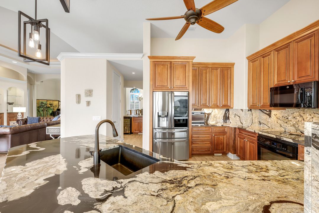 1503 NW 41st Pl, Cape Coral, FL 33993