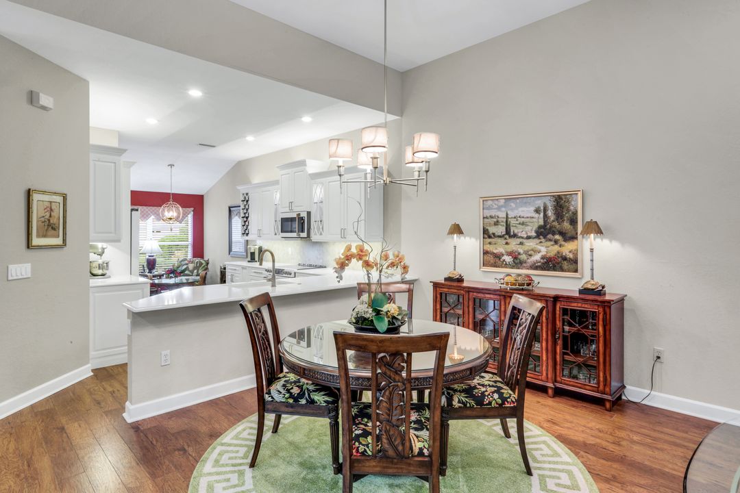 5867 Northridge Dr, Naples, FL 34110