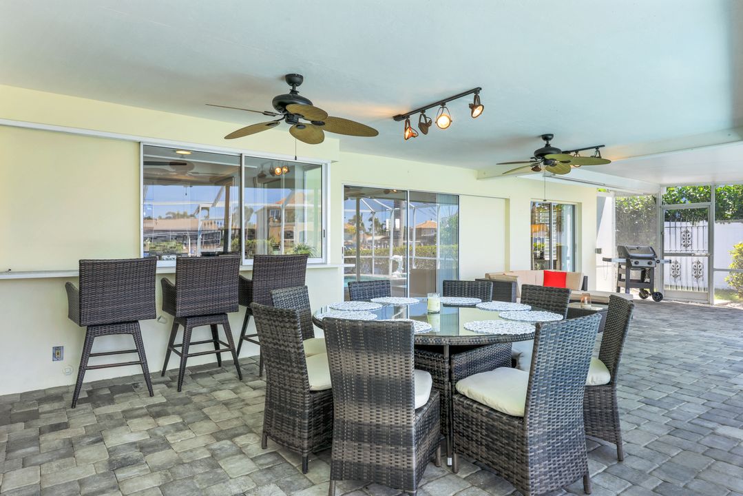 5205 Savoy Ct, Cape Coral, FL 33904