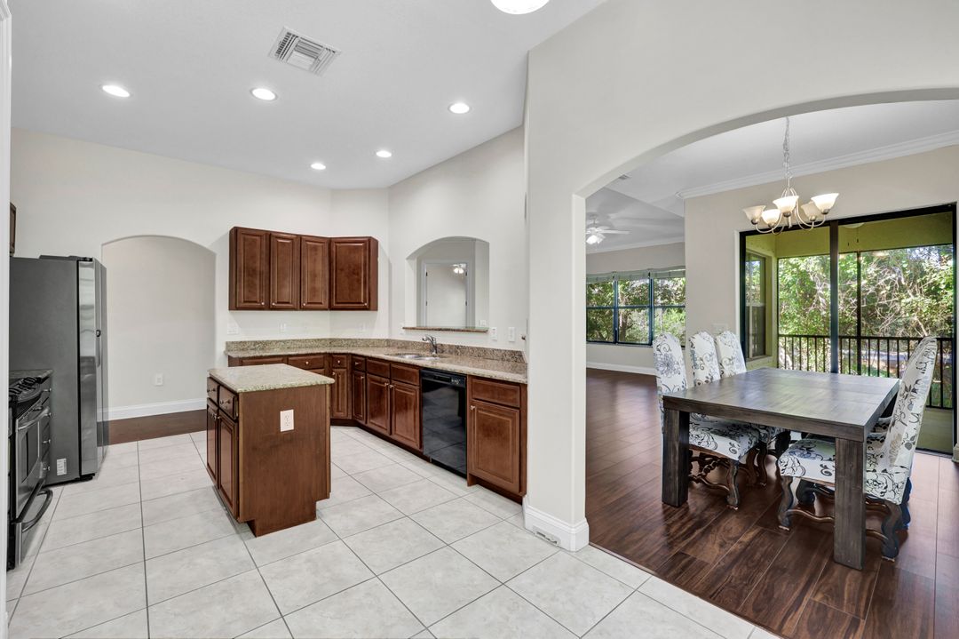 1338 Corso Palermo Ct #4, Naples, FL 34105