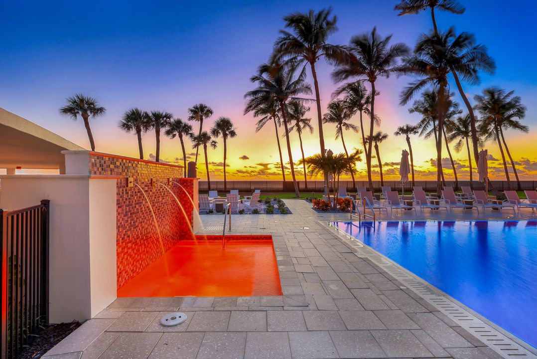 4001 Gulf Shore Blvd N #902, Naples, FL 34103