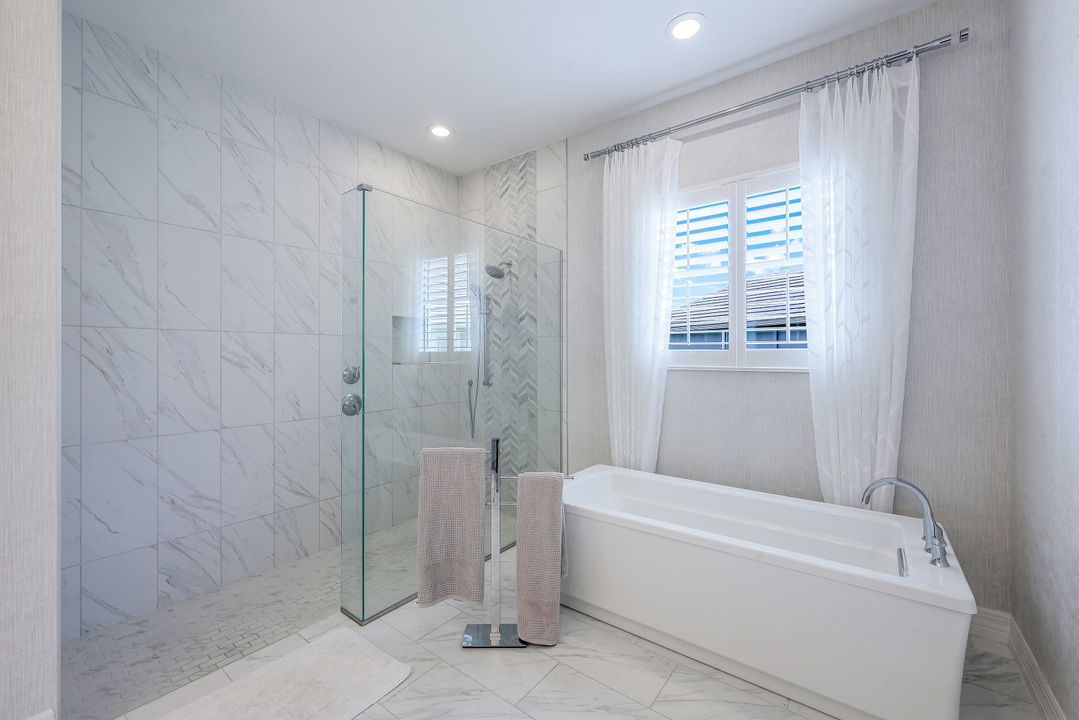 6215 Union Island Wy, Naples, FL 34113
