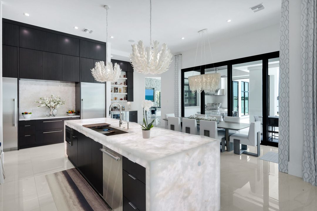 1631 Collingswood Ct, Marco Island, FL 34145