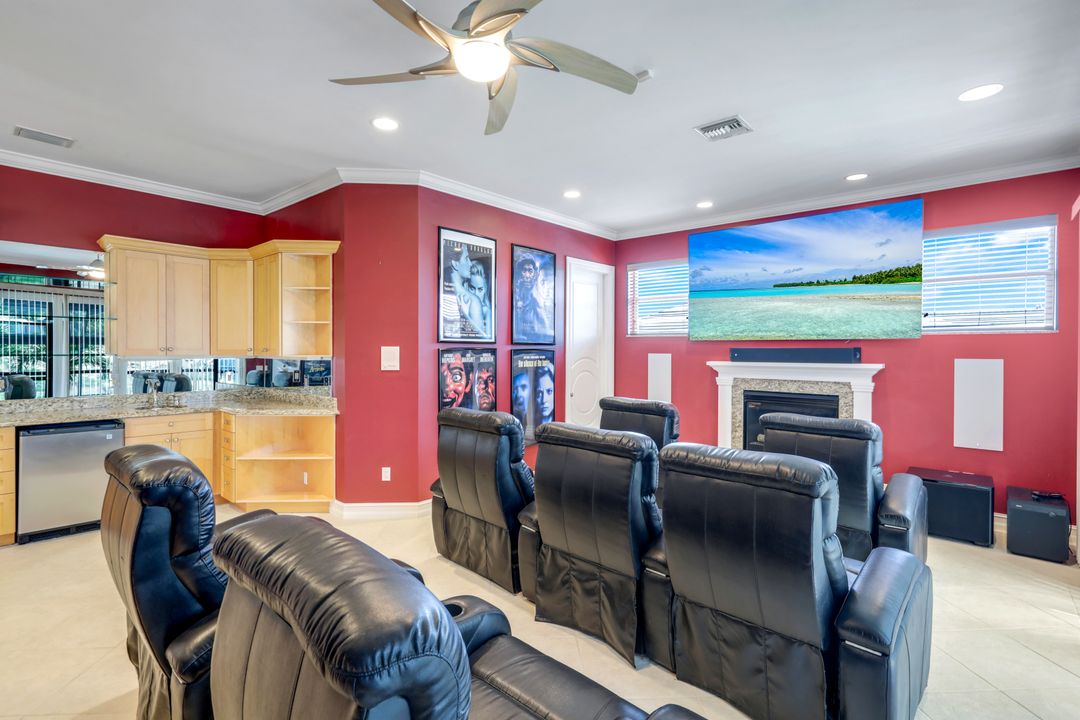 1658 McIlvaine Ct, Marco Island, FL 34145