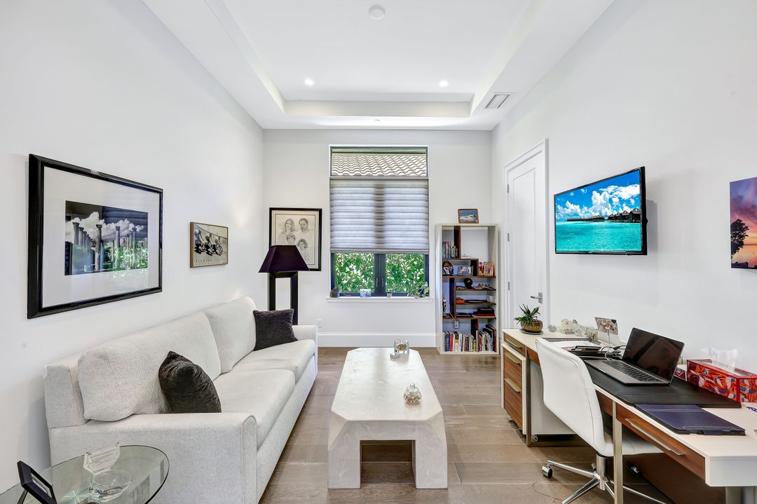 16504 Talis Park Dr, Naples, FL 34110