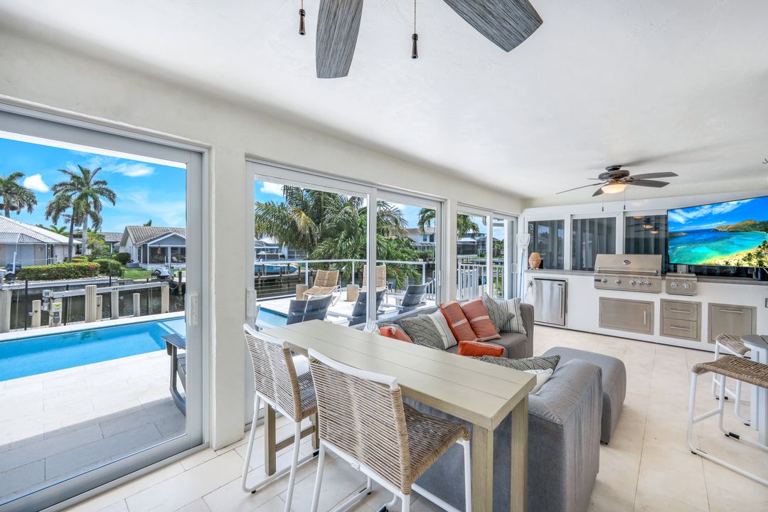 1048 Cottonwood Ct, Marco Island, FL 34145