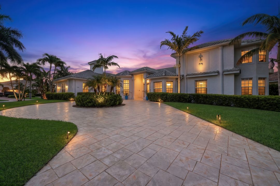 2819 El Dorado Pkwy W, Cape Coral, FL 33914