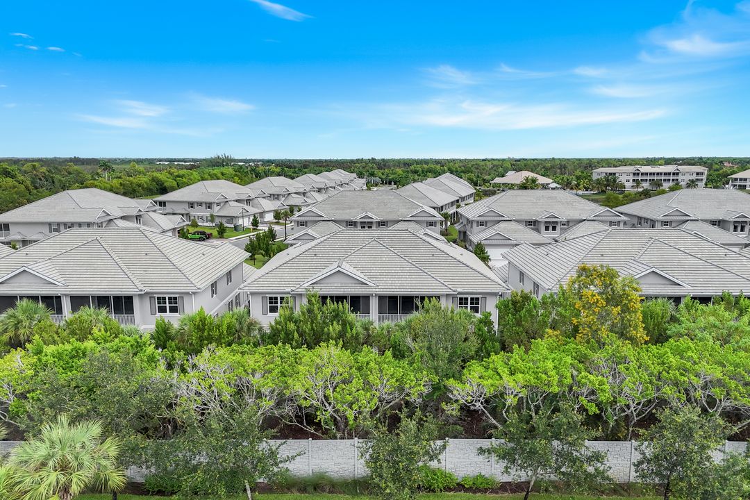 280 Antilles Wy E #101, Naples, FL 34112