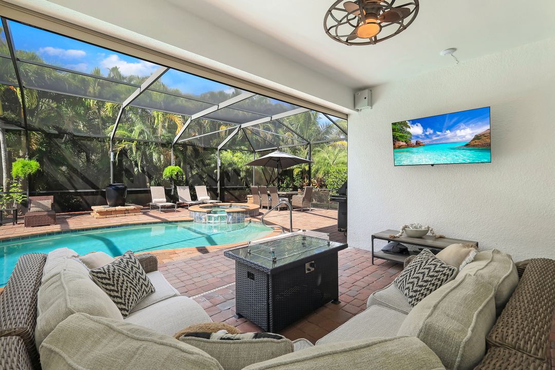 3783 Treasure Cove Cir, Naples, FL 34114