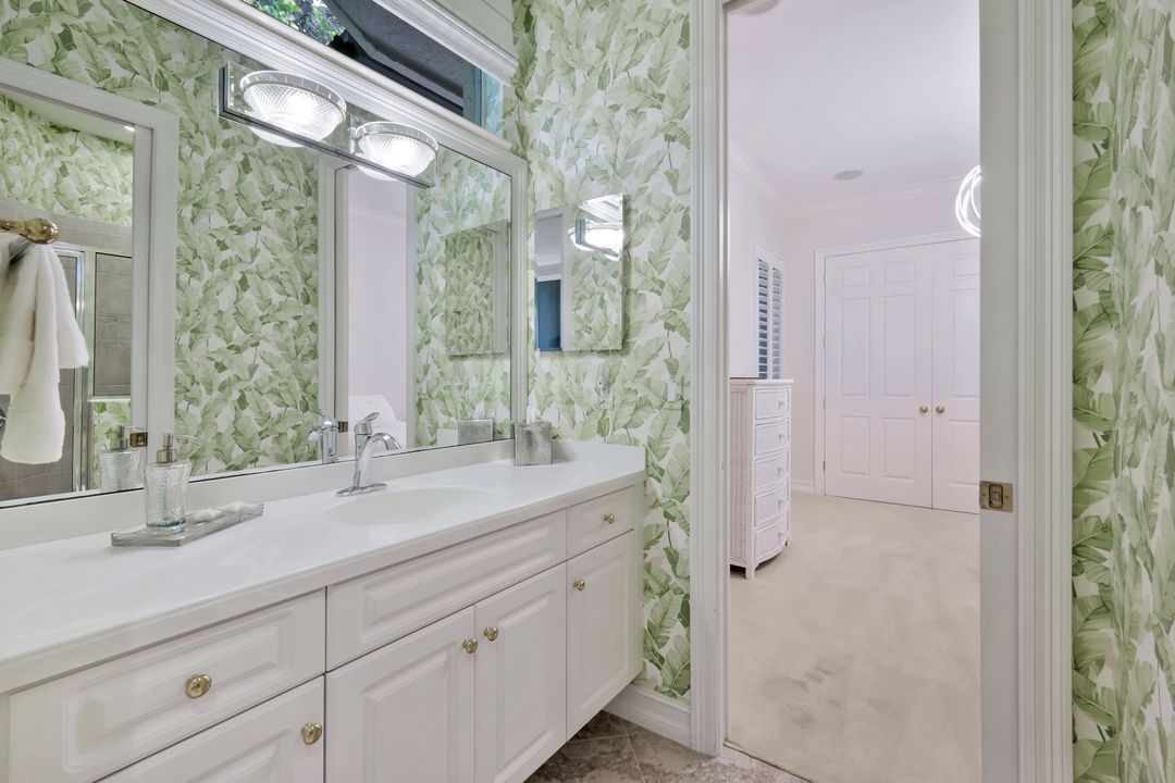1516 Gormican Ln, Naples, FL 34110