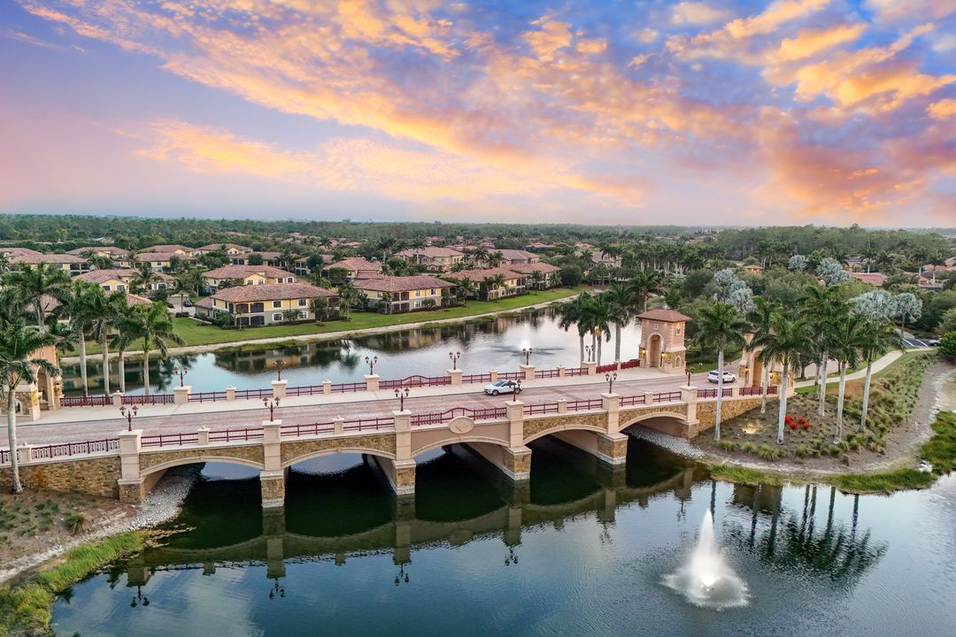 9590 Trevi Ct #5323, Naples, FL 34113