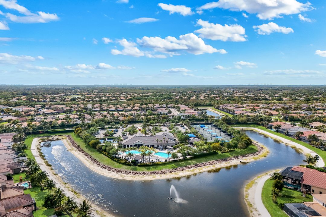 4056 Nova Ln, Naples, FL 34119