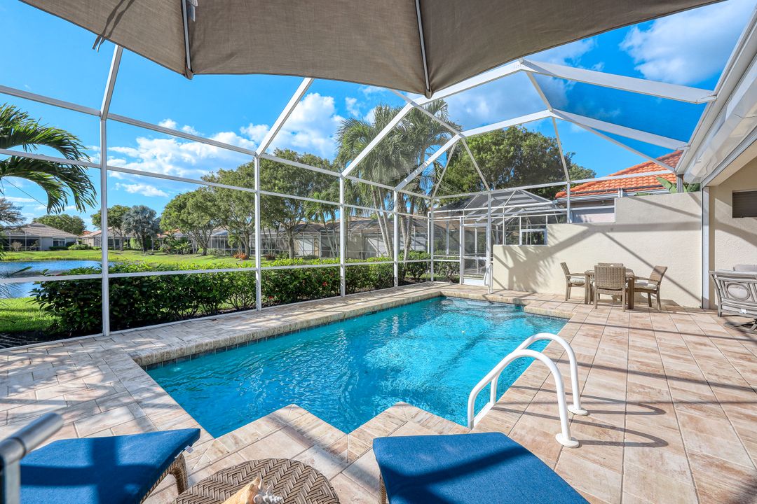 463 Tullamore Ln, Naples, FL 34110