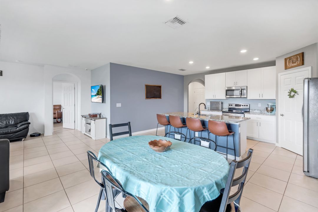 4180 68th Ave NE, Naples, FL 34120