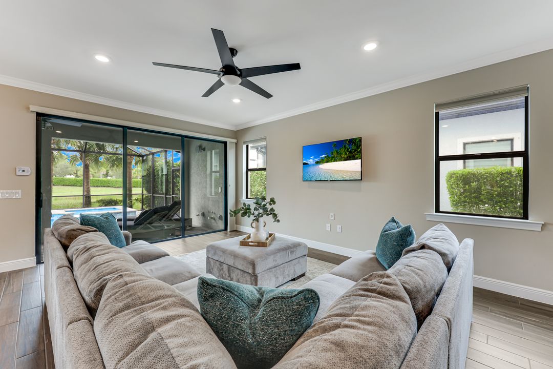 19252 Aqua Shore Dr, Fort Myers , FL 33913