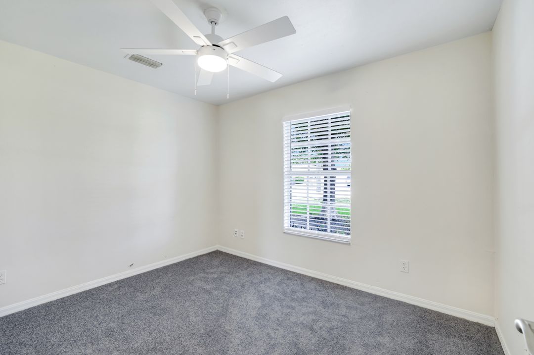 1717 43rd St SW, Naples, FL 34116