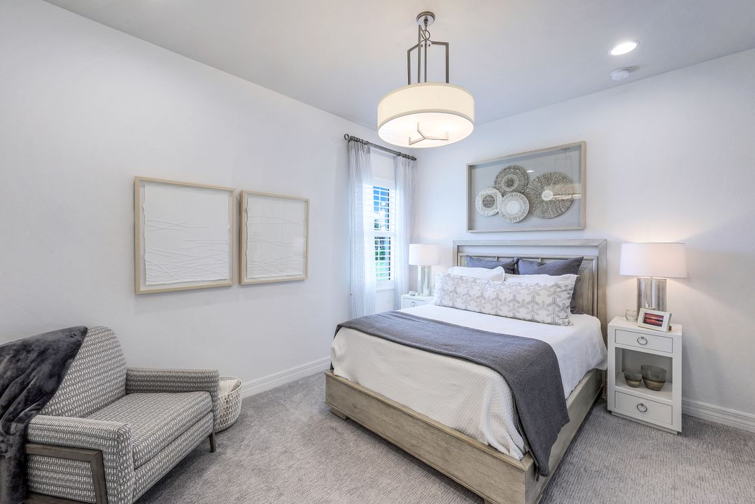 6215 Union Island Wy, Naples, FL 34113