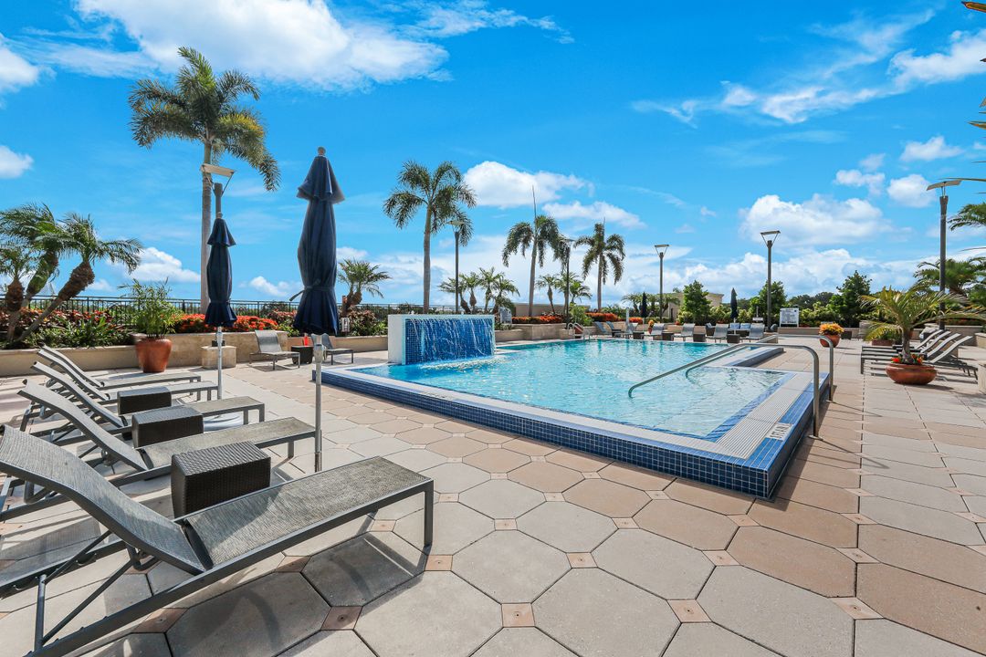 9123 Strada Pl #7201, Naples, FL 34108