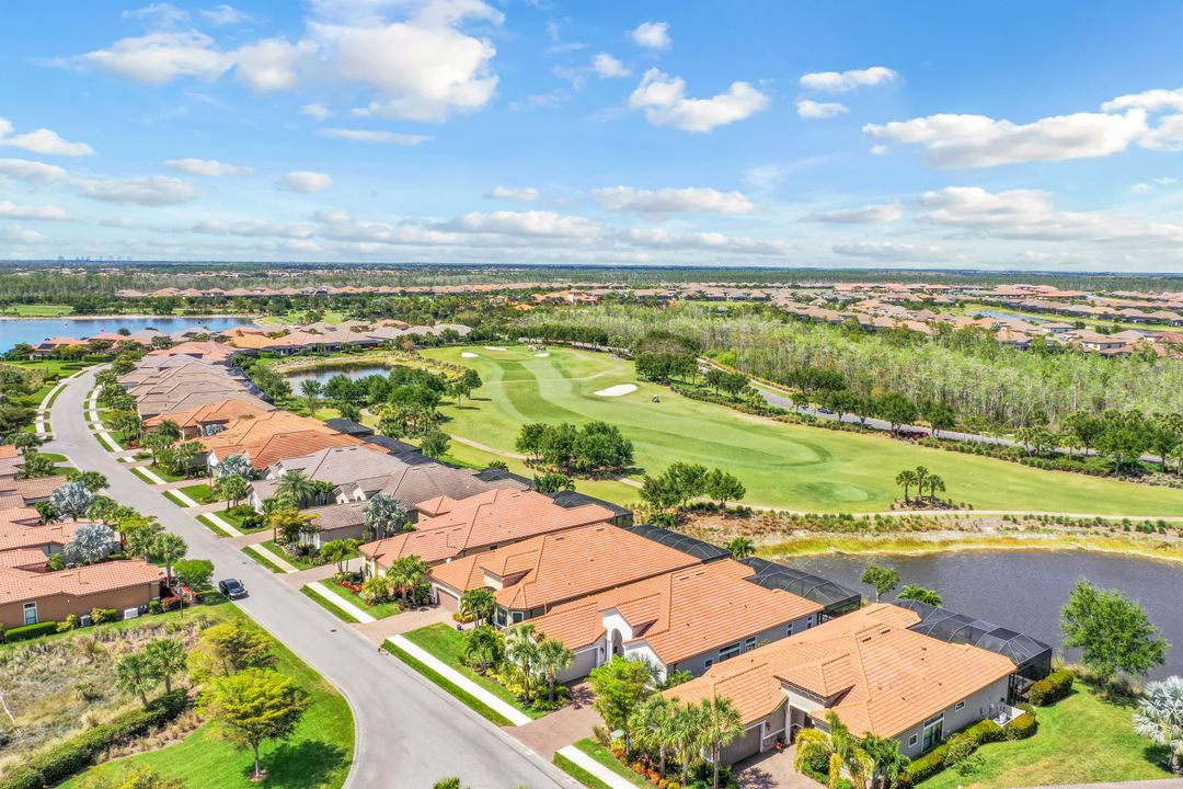 8828 Savona Ct, Naples, FL 34119