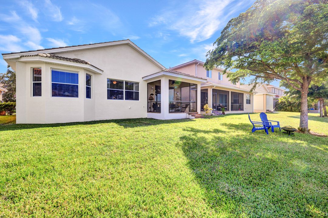 8627 Sumner Ave, Fort Myers, FL 33908