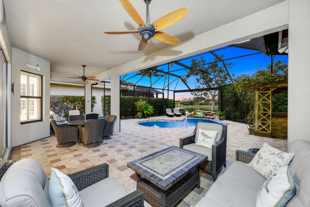 3917 Glacier Ct, Naples, FL 34119