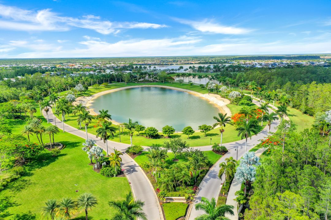 14448 Neptune Ave, Naples, FL 34114