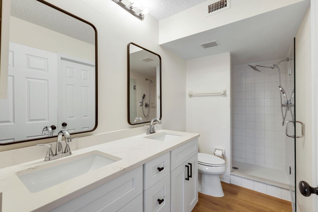 121 Wading Bird Cir #B-103, Naples, FL 34110