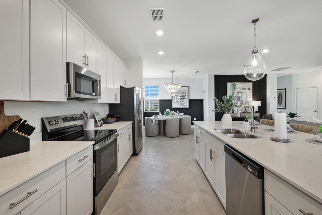 12997 Blackberry Ct #56-202, Venice, FL 34293