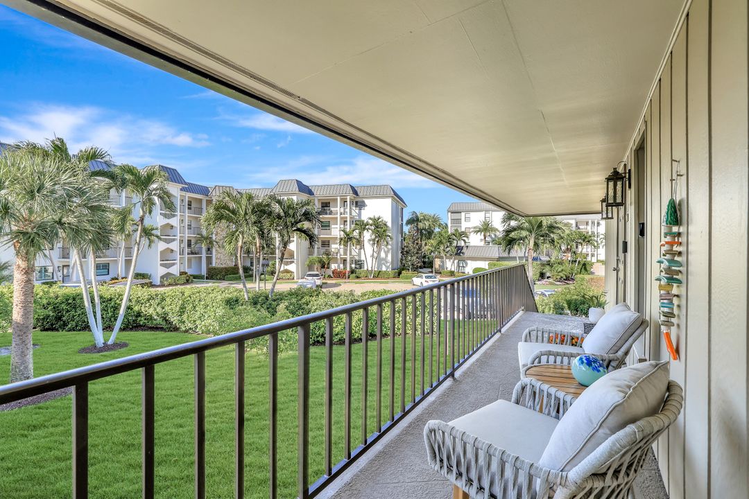 900 Huron Ct #D4, Marco Island, FL 34145