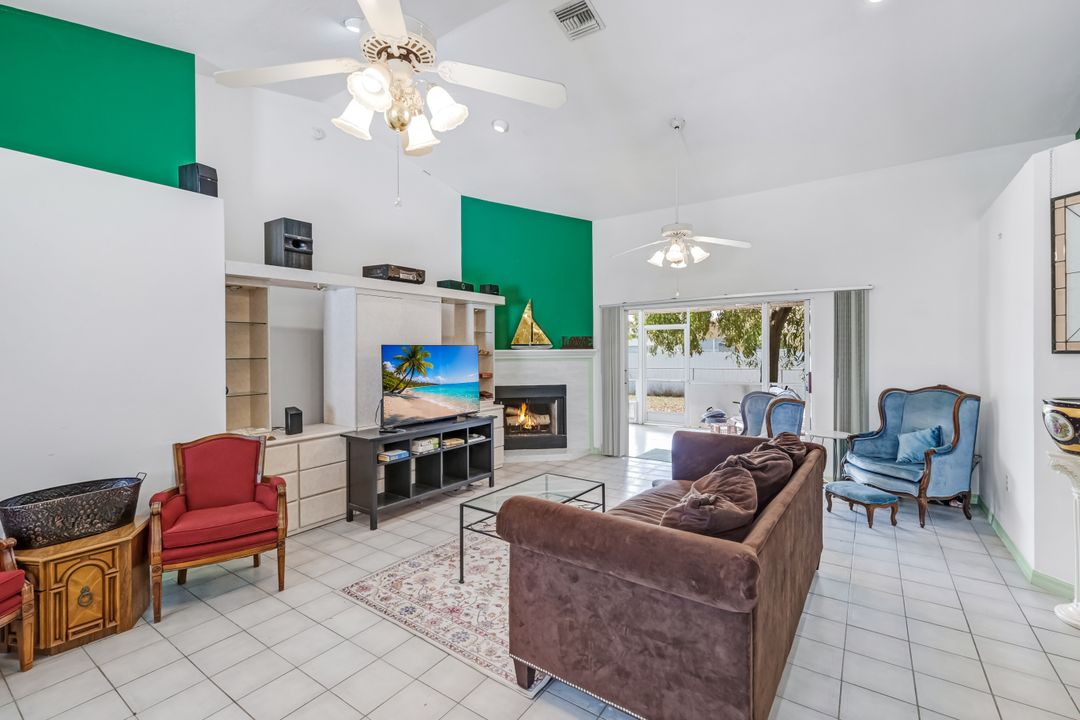 1208 SW 34th St, Cape Coral, FL 33914