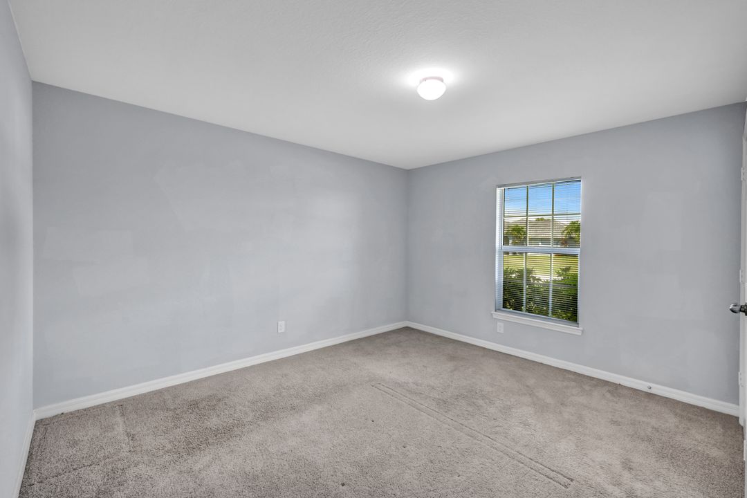 216 NW 9th Terrace, Cape Coral, FL 33993