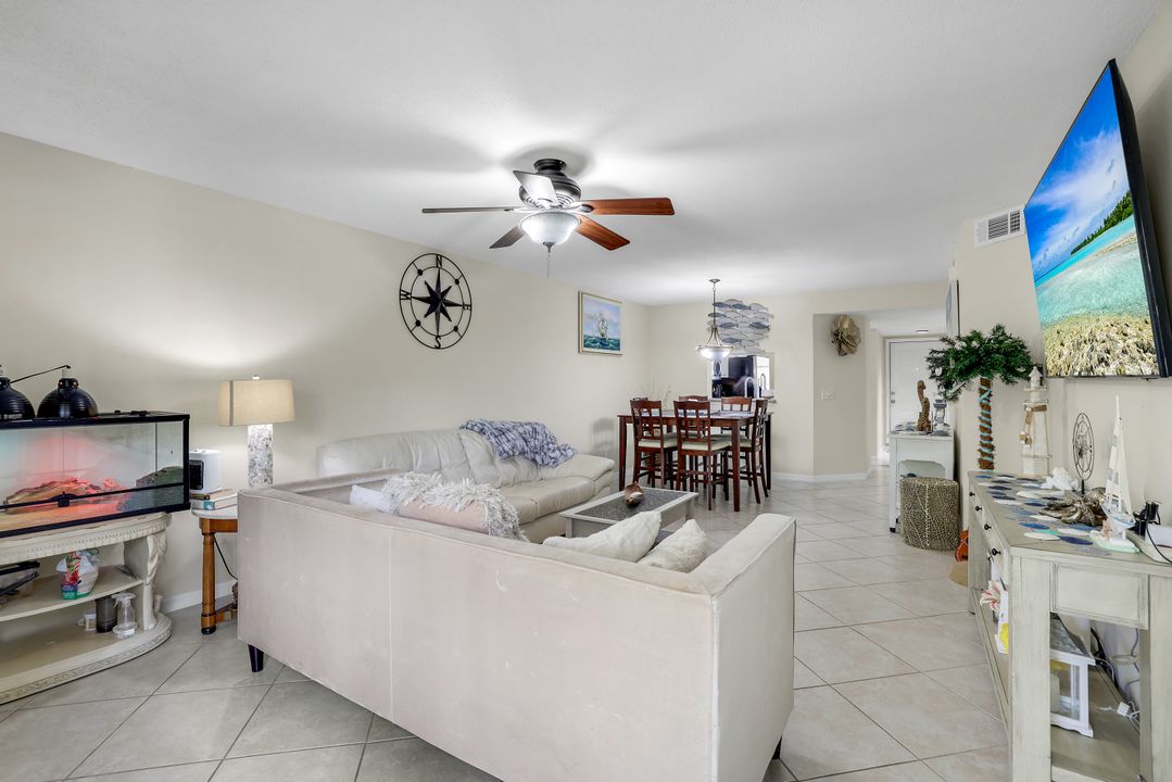 7774 Jewel Ln #103, Naples, FL 34109