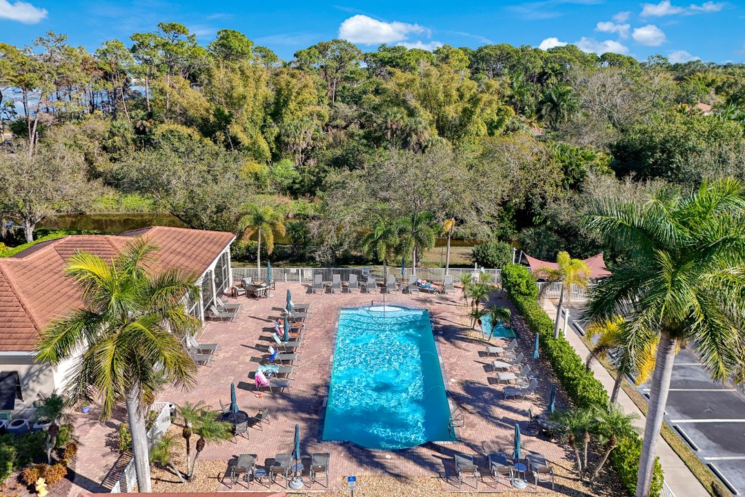 4455 Botanical Pl Cir #204, Naples, FL 34112