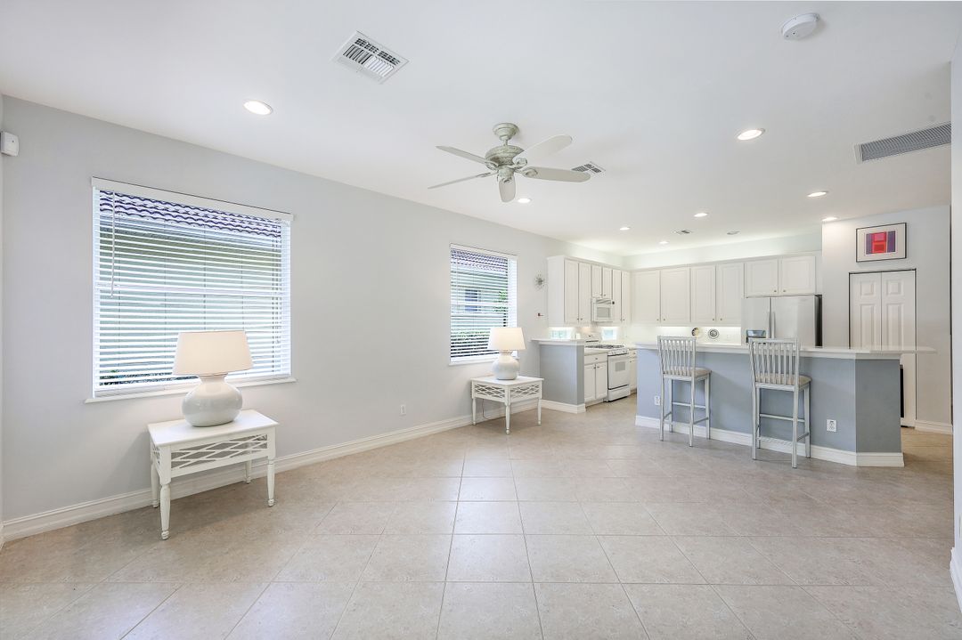 1902 Tarpon Bay Dr N  #101, Naples, FL 34119