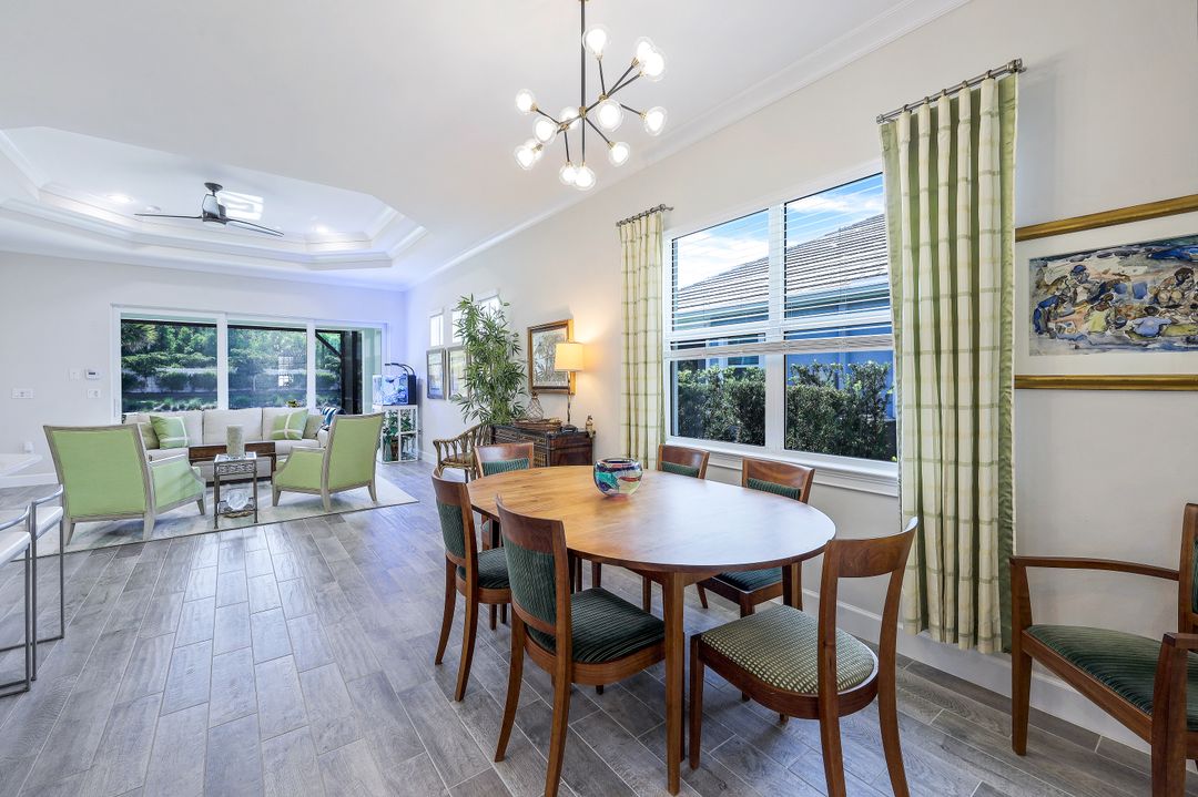 5879 Haiti Dr, Naples, FL 34112