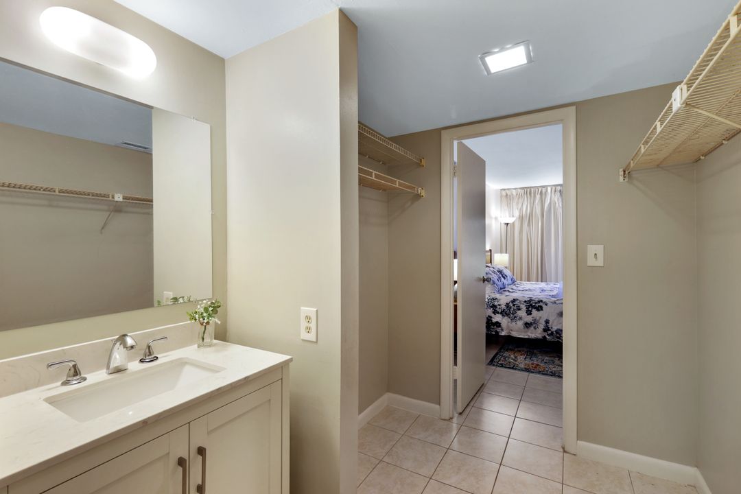3 Bluebill Ave #206, Naples, FL 34108