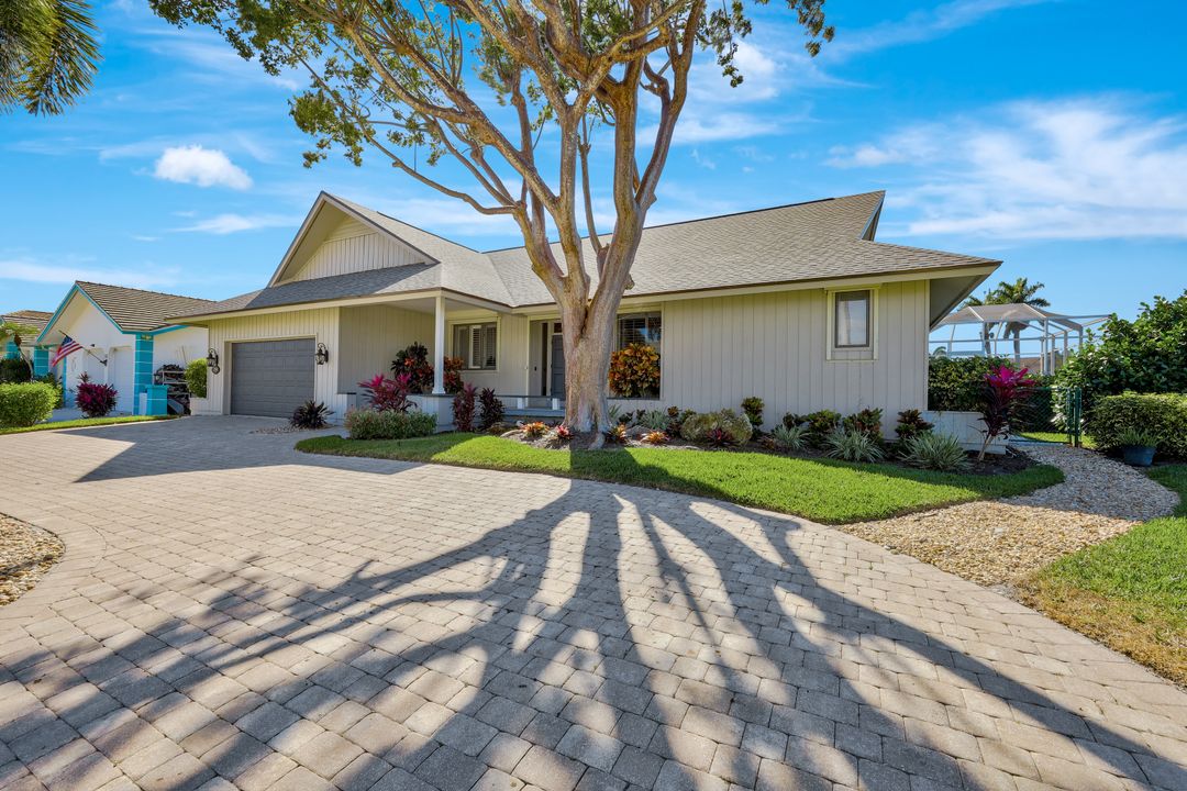 230 Windbrook Ct, Marco Island, FL 34145