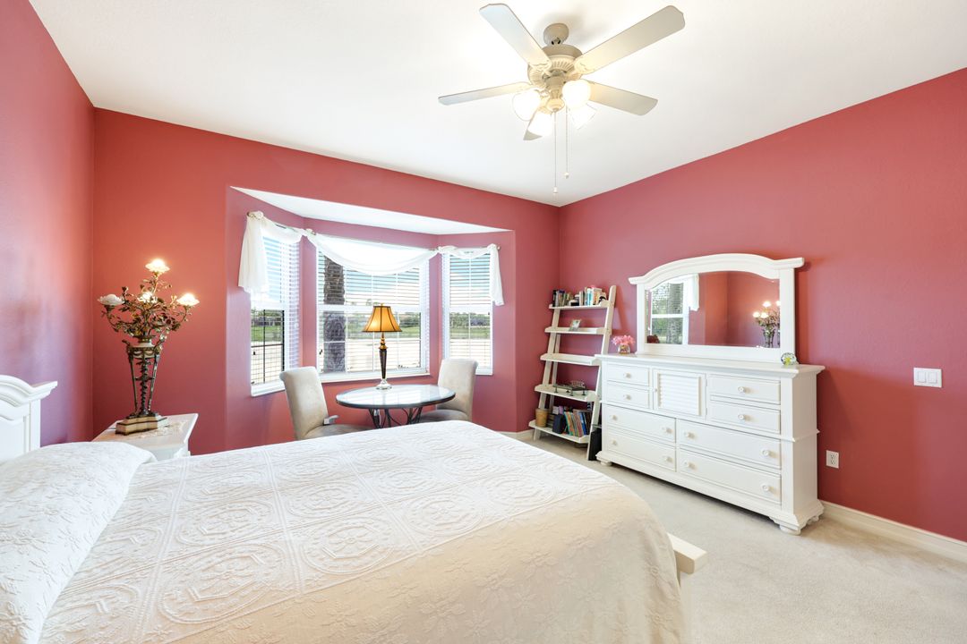 6009 Trophy Dr #802, Naples, FL 34110