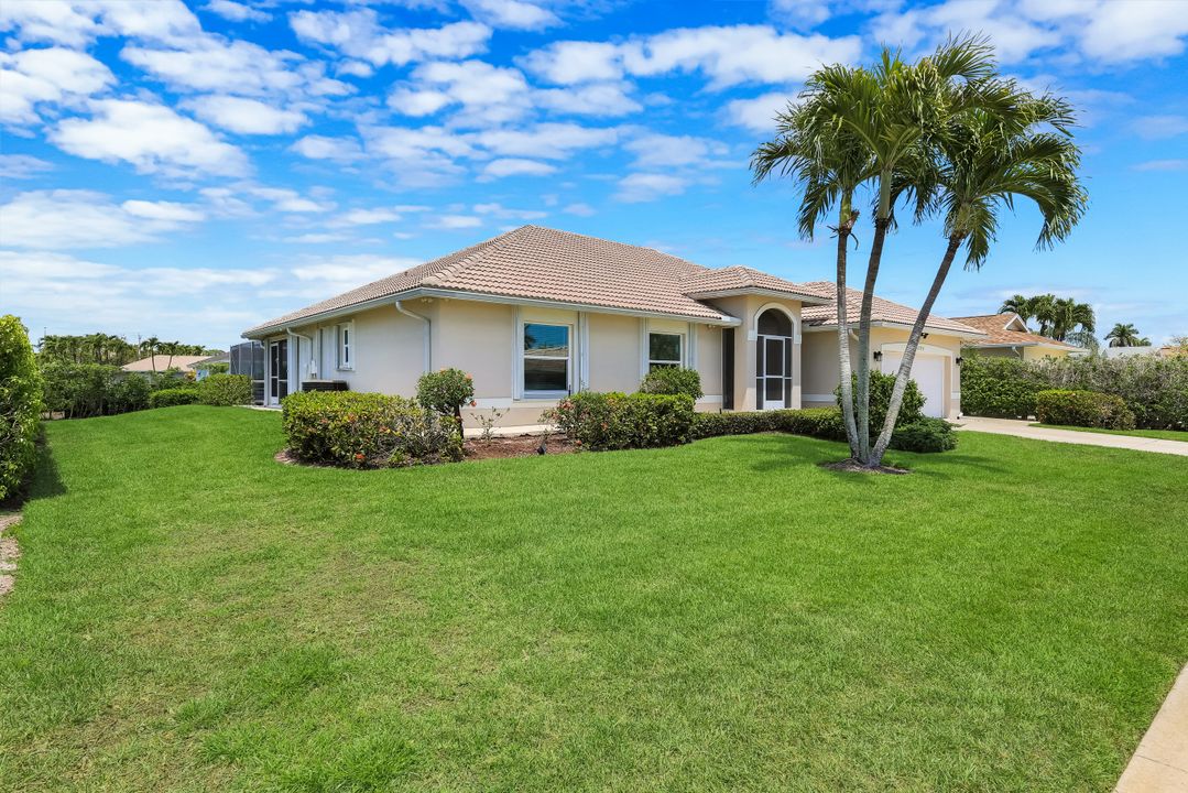 1390 Wayne Ave, Marco Island, FL 34145