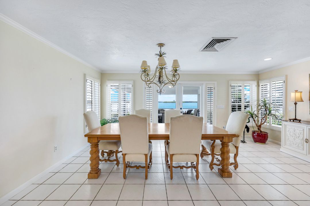1268 Laurel Ct, Marco Island, FL 34145
