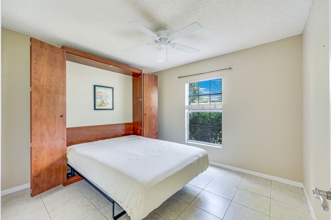 1702 Kings Lake Blvd #102, Naples, FL 34112