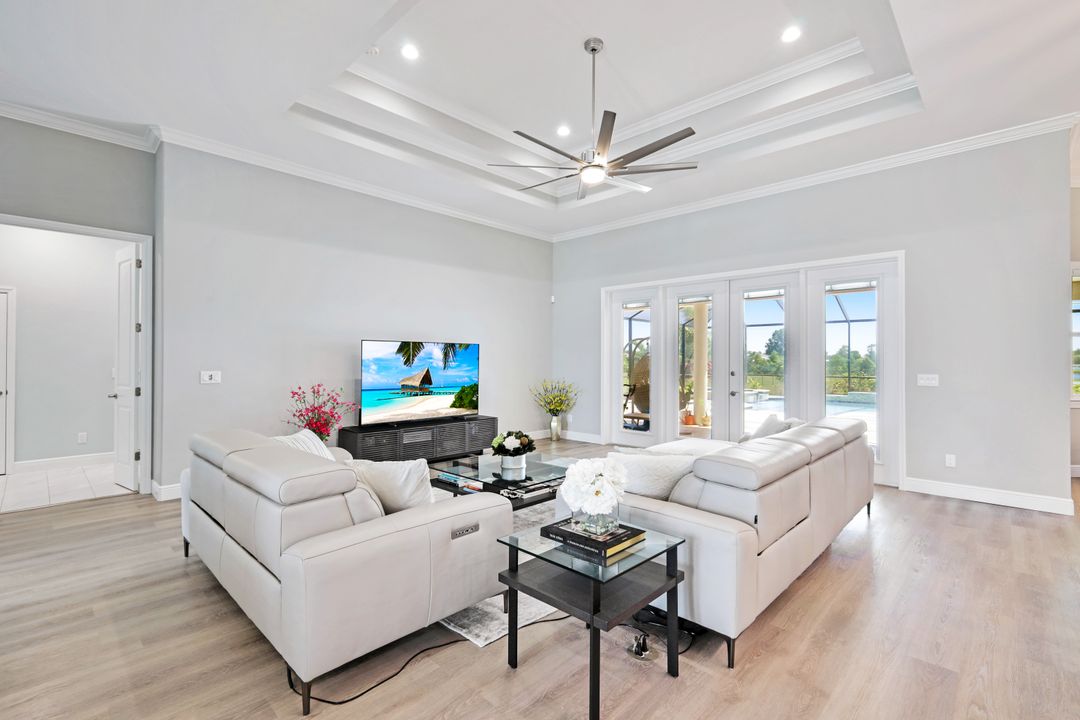 18015 Coyote Creek Ct, Parrish, FL 34219