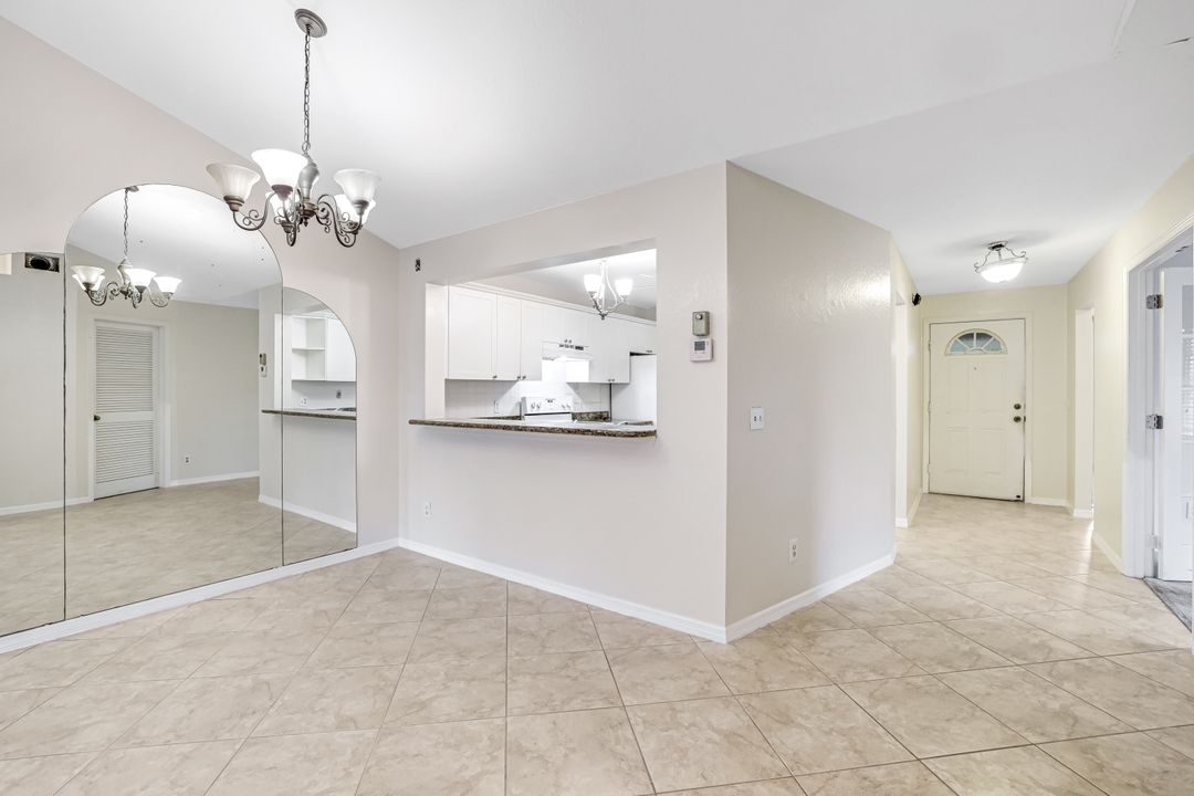 260 Belina Dr #12, Naples, FL 34104