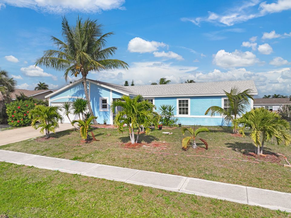 1368 Trinidad Ave, Marco Island, FL 34145