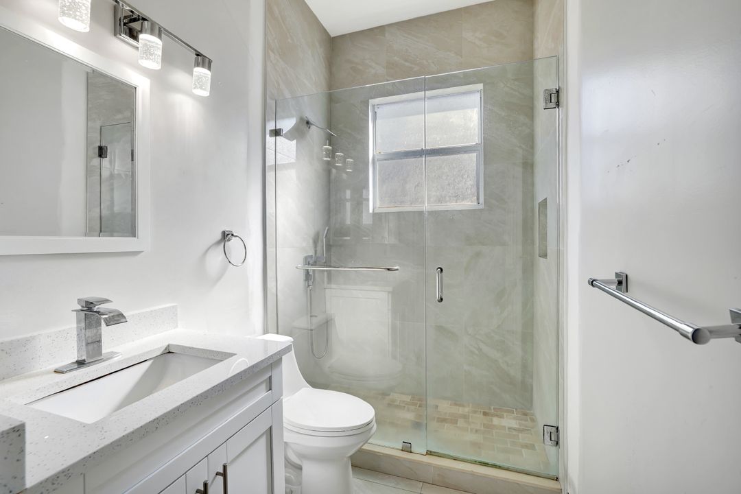 721 Grand Rapids Blvd, Naples, FL 34120