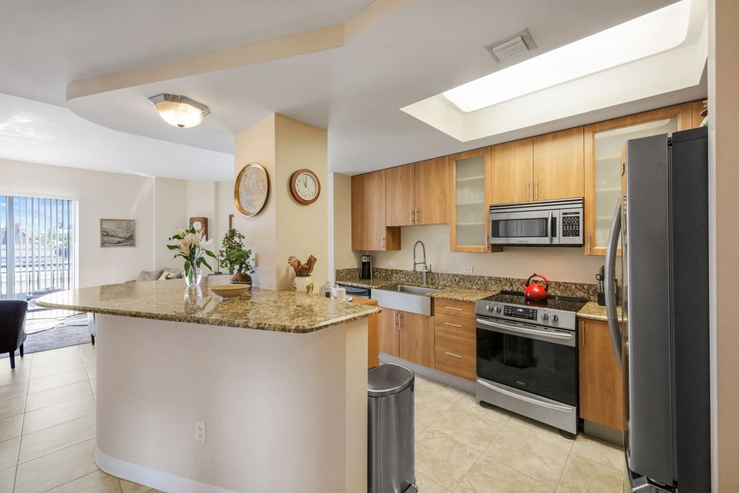 2631 NE 14th Ave #200, Wilton Manors, FL 33334