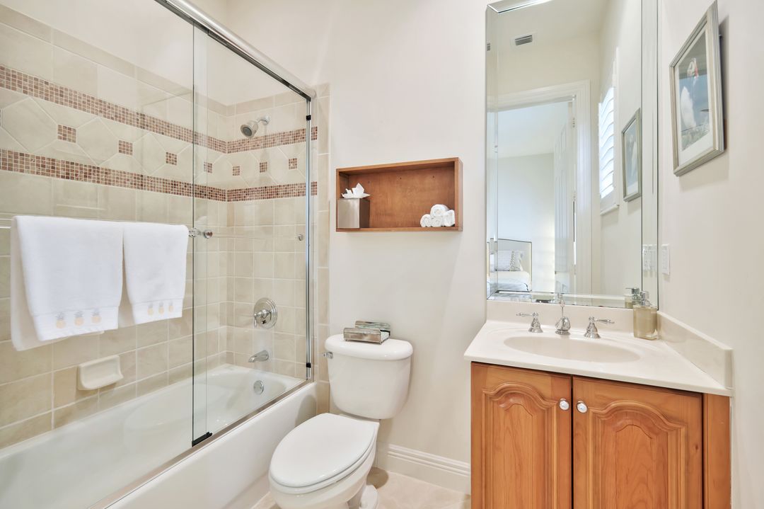 6501 Crown Colony Pl #102, Naples, FL 34108